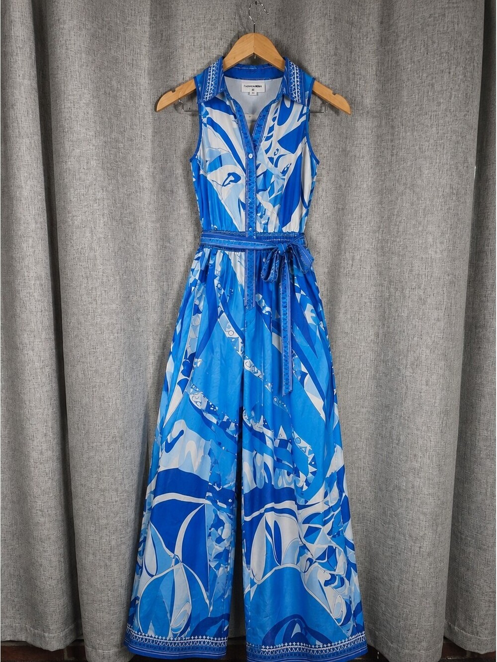 Fashion Nova Blue White Abstract Print Wide Leg Palazzo Jumpsuit Belted - Picture 2 of 5